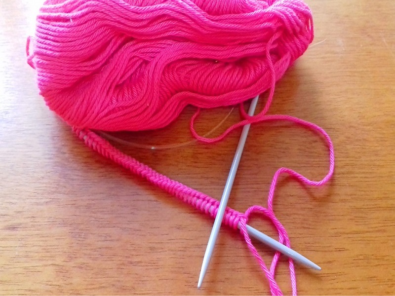 Tricotando com fio grosso e fino