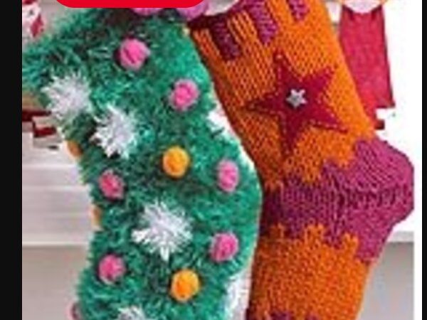 Meias de natal e porta celular em tricot