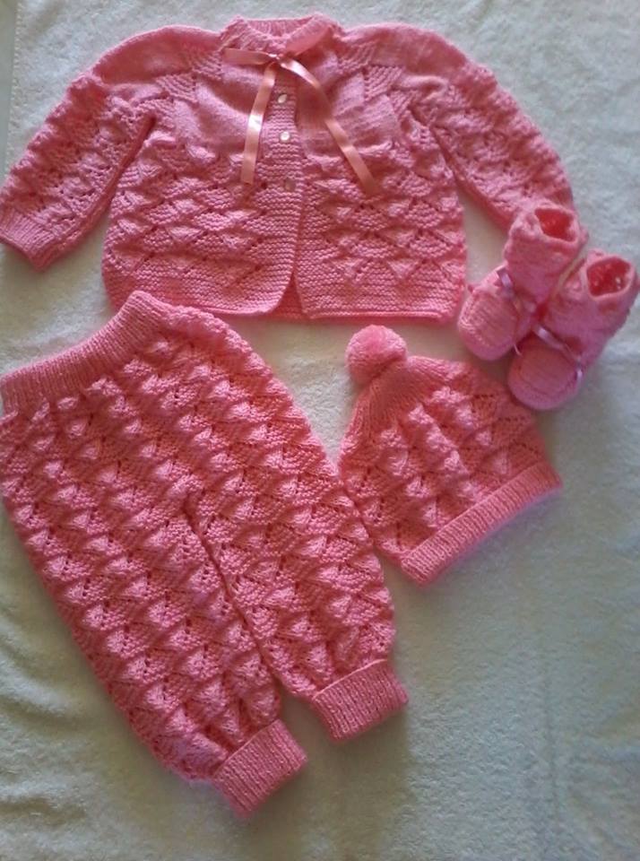 Conjunto de tricô para bebê em tricô | By Ana Maria